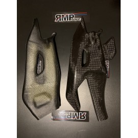 Protection Carbone  bras oscillant dent de requin carbone Yamaha R1 2015-20